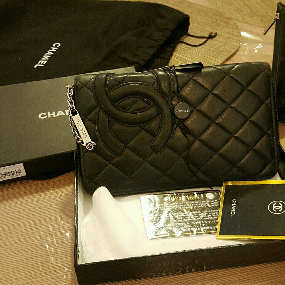 Chanel wallet