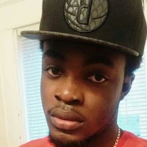 Meet your Posher, Yves