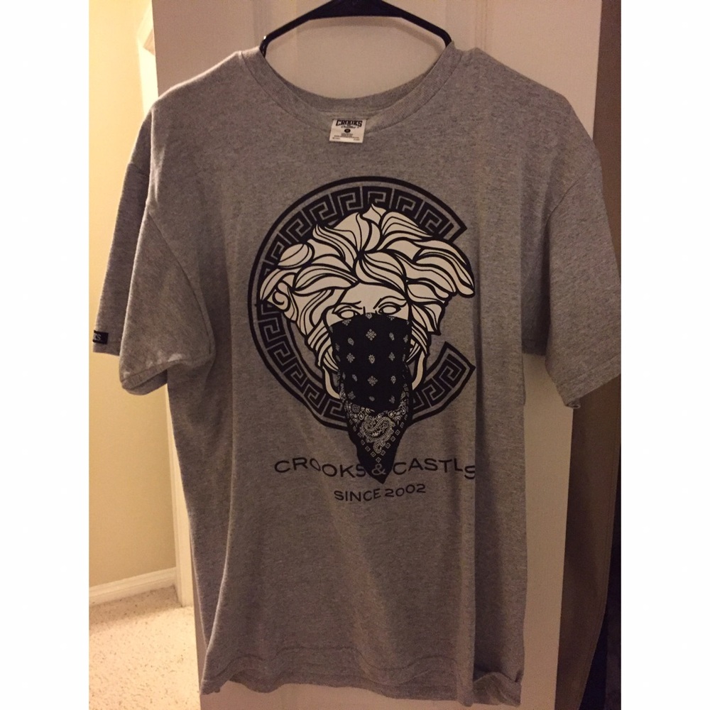 crooks and castles - Picture 1 of 2
