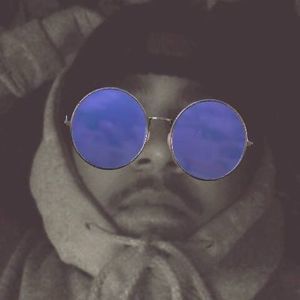 Meet your Posher, Eli