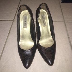 Steve Madden Brown Snakeskin Heels/Pump