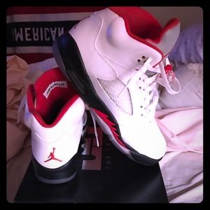 🚨🚨S A L E!!!! RETRO 5 "silver 👅💦"