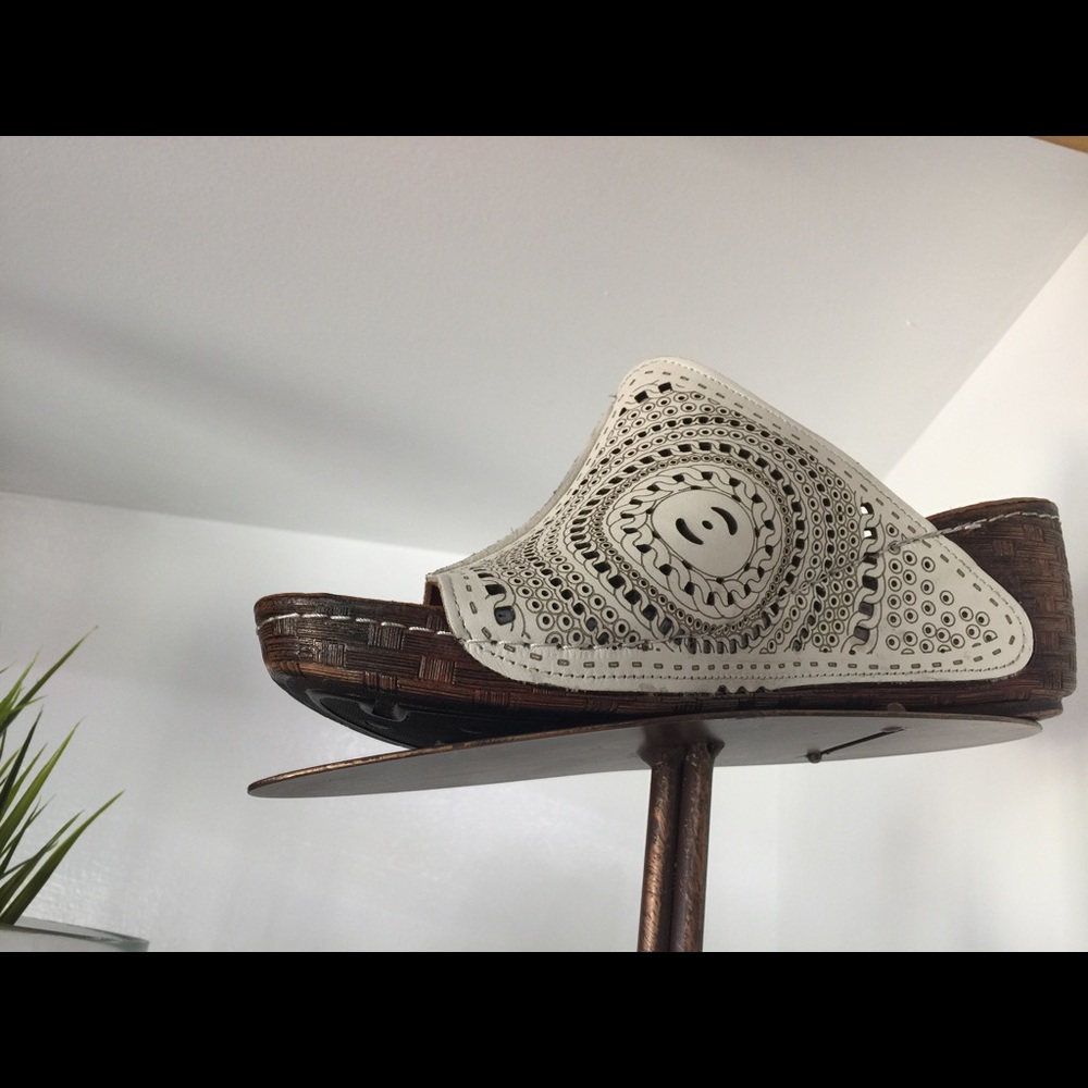 La Pinta Italian Leather Sandals