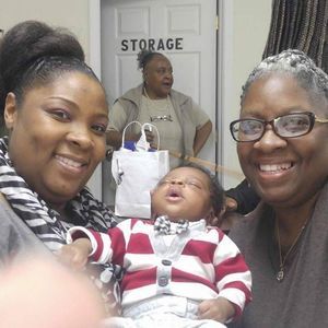 Meet your Posher, Dominique