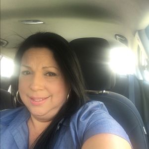 Meet your Posher, Eva