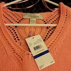 BNWT BY DESIGN SWEATER!!