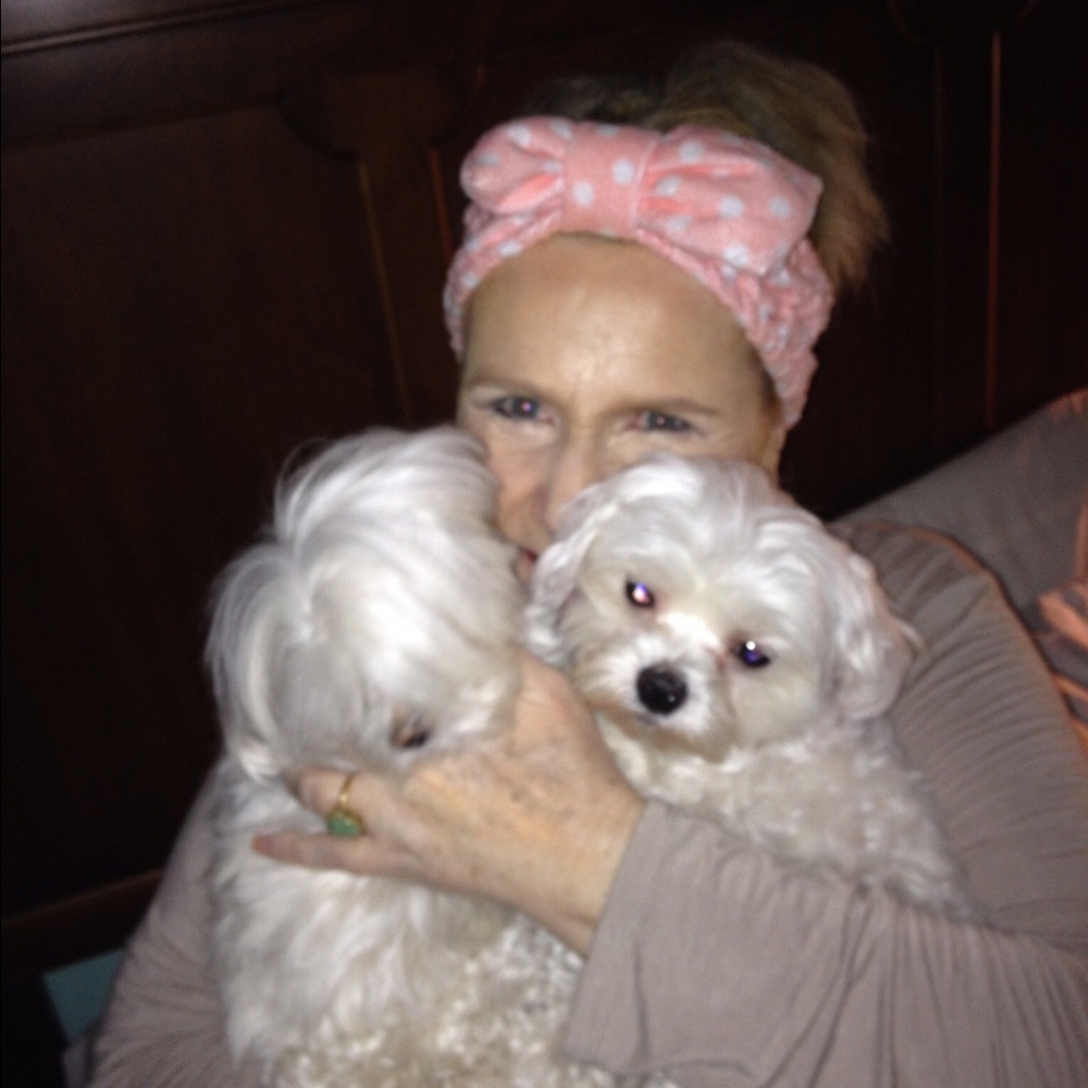 Meet your Posher, Robin