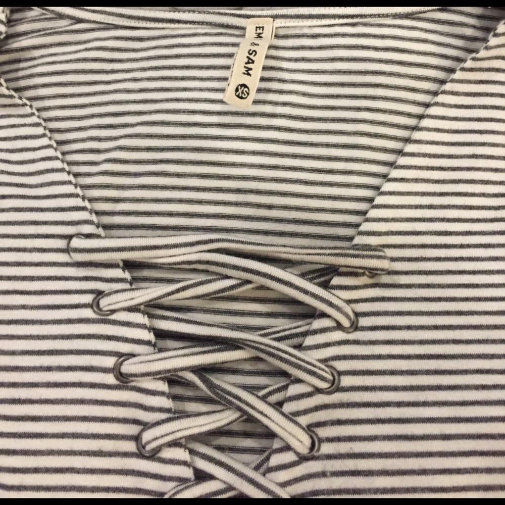 LF lace-up crop top - Picture 2 of 2