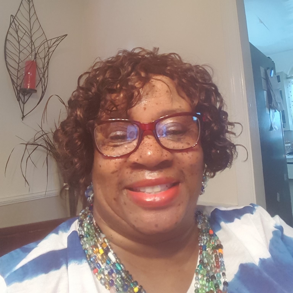 Meet your Posher, Farida