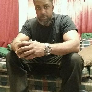 Meet your Posher, Troy