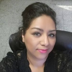 Meet your Posher, Elisa areli