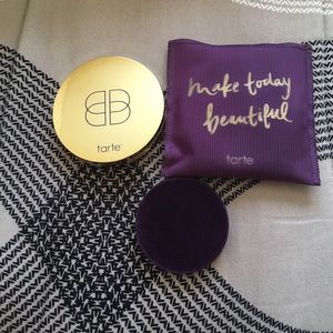Tarte confidence creamy powder foundation
