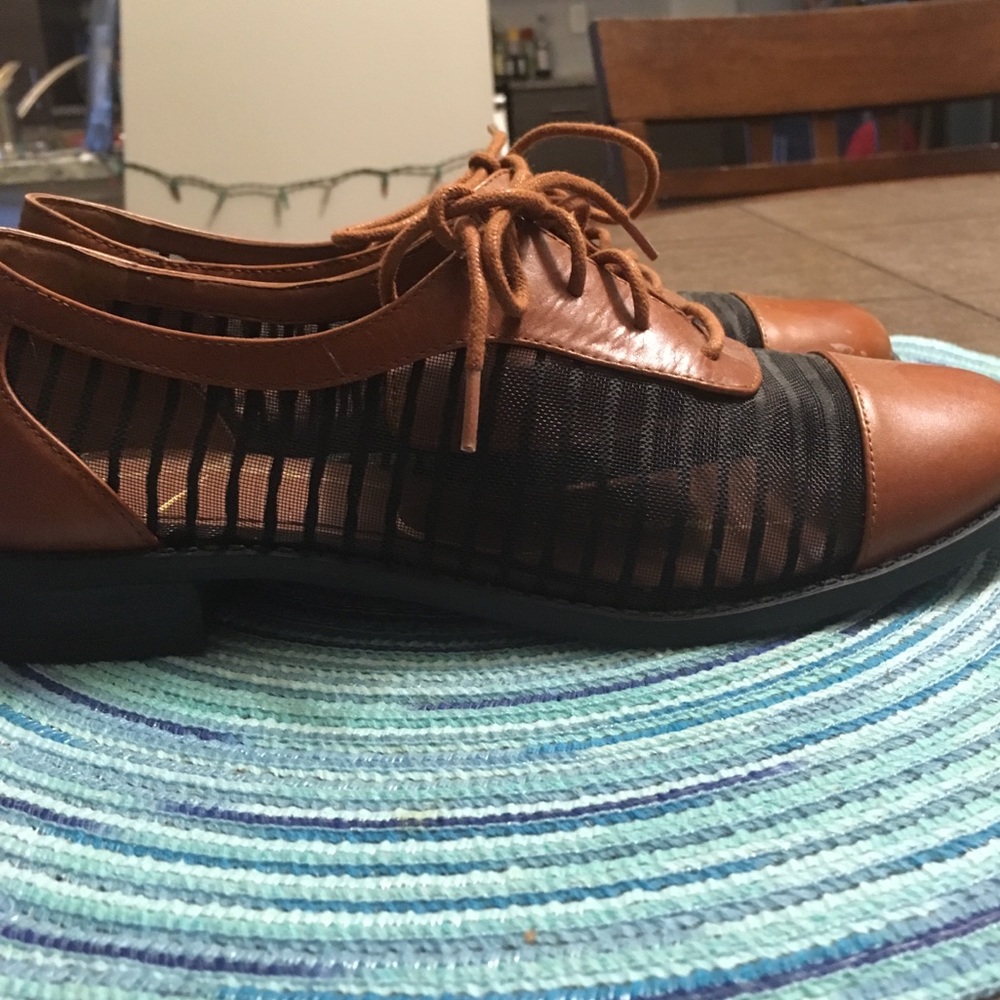 Jessica Simpson oxfords
