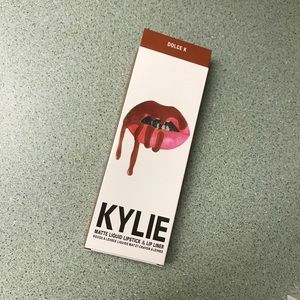 Kylie "Dolce K" Matte Lipkit