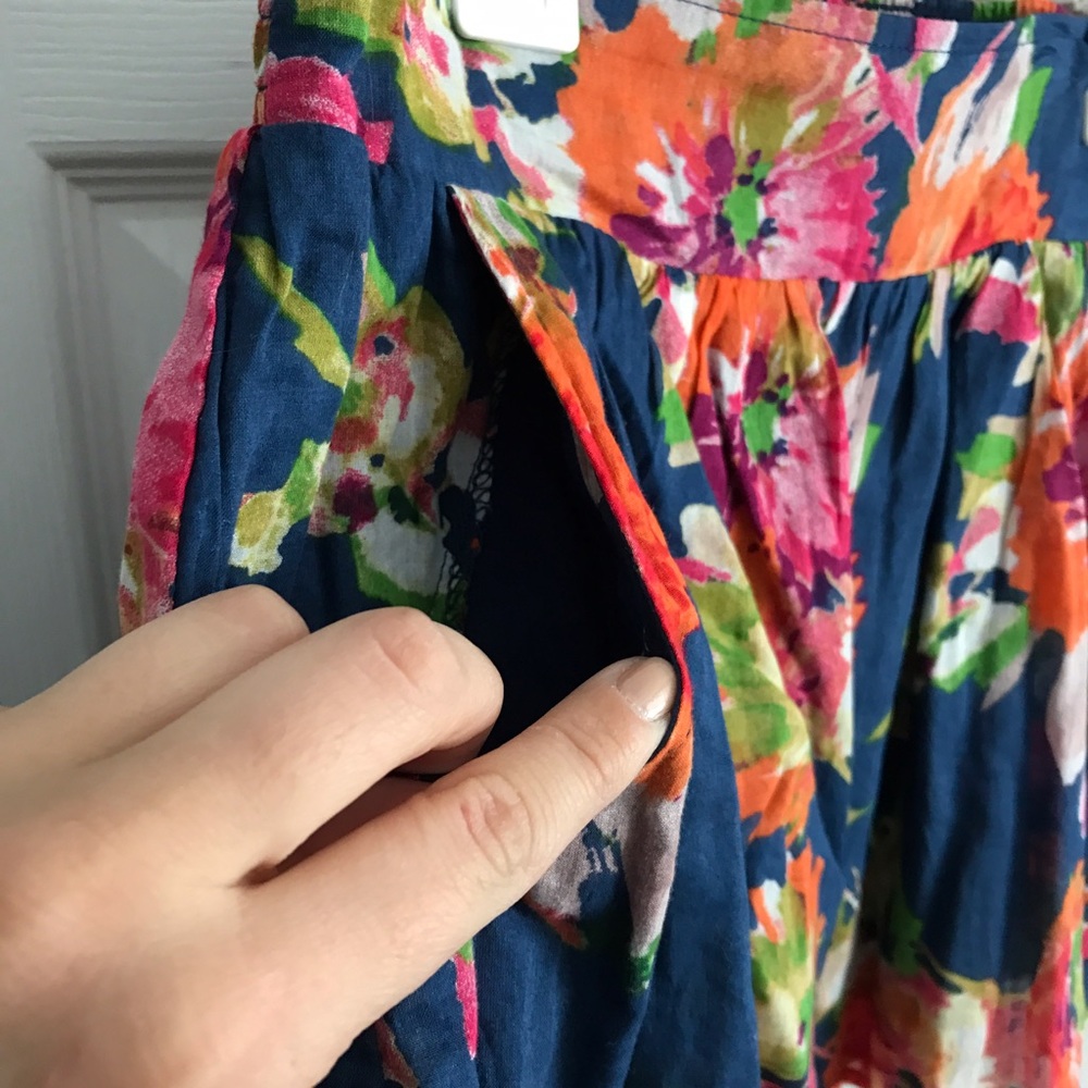 Floral Stretchy Skirt - Picture 3 of 4