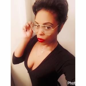 Meet your Posher, Elle