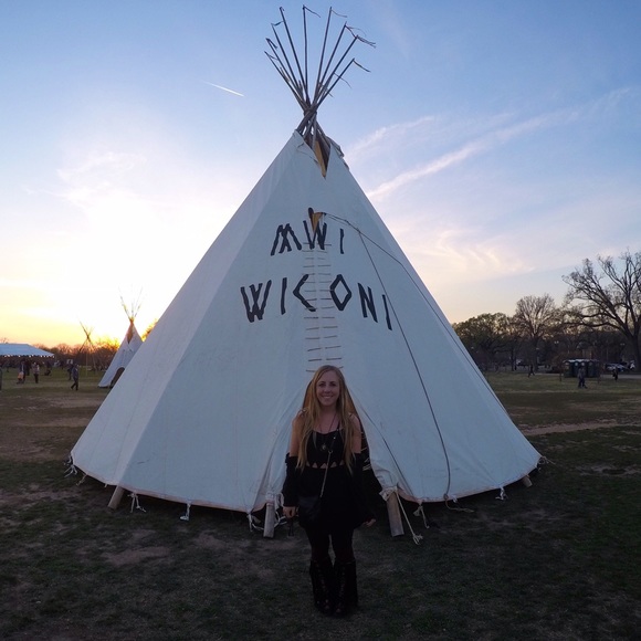 Meet your Posher, Sarah - Picture 3 of 3