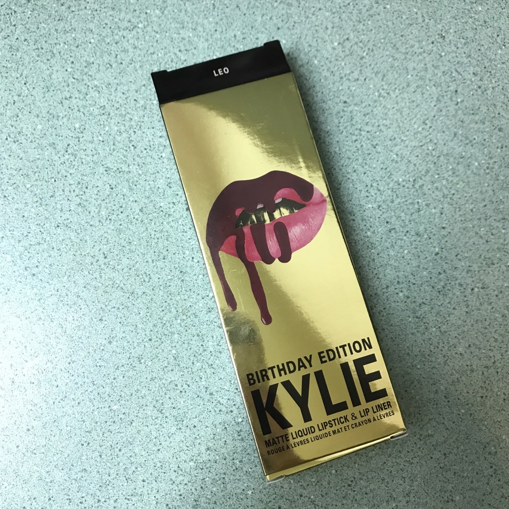 Birthday Edition "Leo" Kylie Matte Lipkit