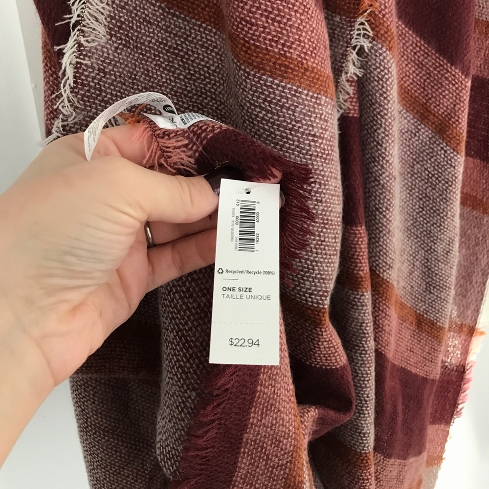 NWT Old Navy Shawl/ Scarf