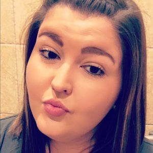 Meet your Posher, Lindsey