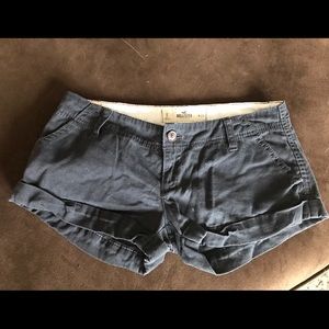 Hollister shorts size 0