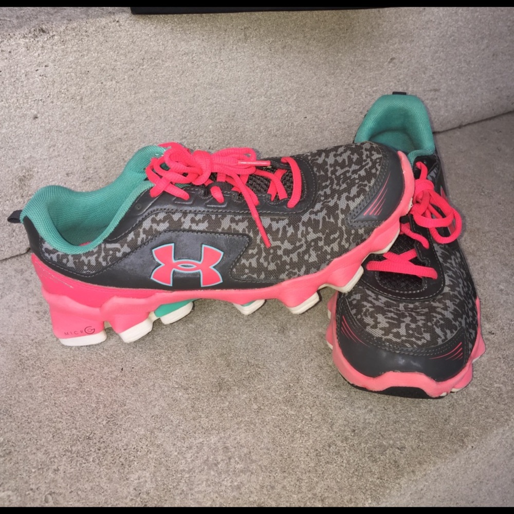 Under Armour Micro G Nitrous