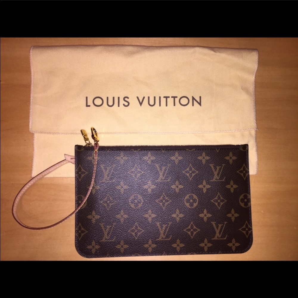 Louis Vuitton neverful pouch