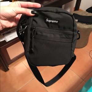 Supreme small shoulder bag