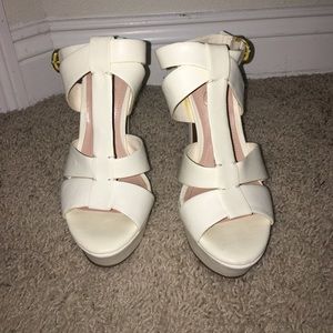 Cream Jessica Simpson Heels