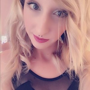 Meet your Posher, Lauren