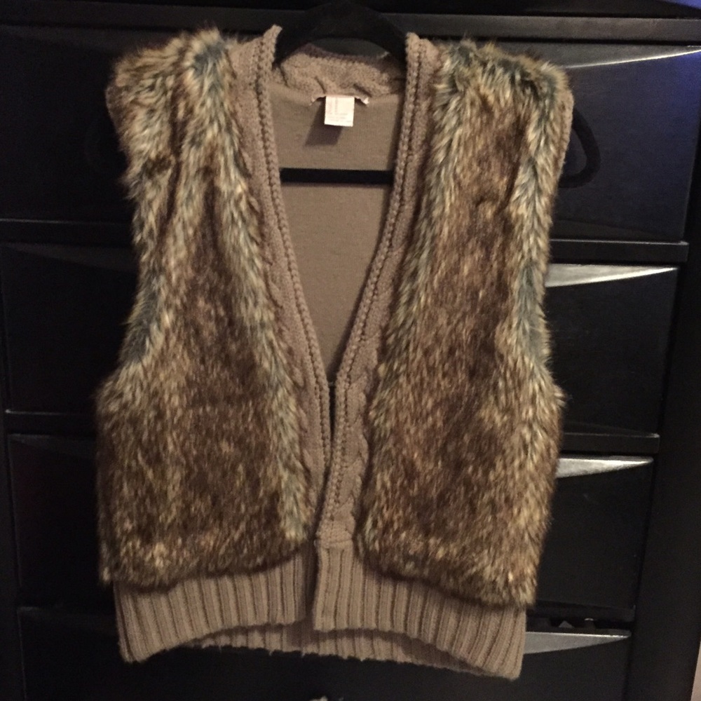 NEW!! Faux Fur