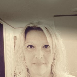 Meet your Posher, Michele