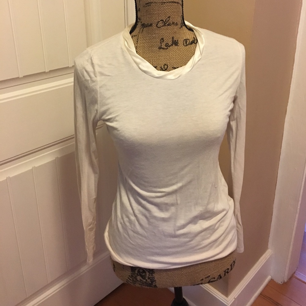 Banana Republic long sleeve t-shirt