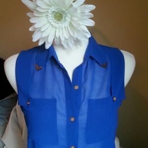 Sheer Sleeveless hi low blouse