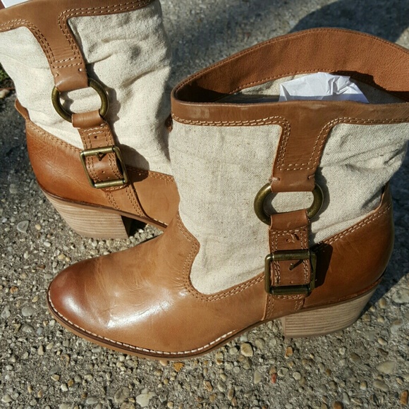 Lucky Brand Shoes - Lucky boots. Leather and tan fabric upper