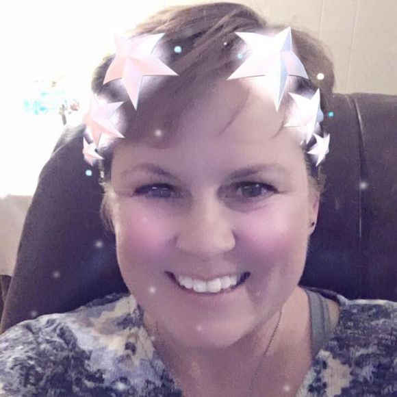 Meet your Posher, Angela - Picture 1 of 1