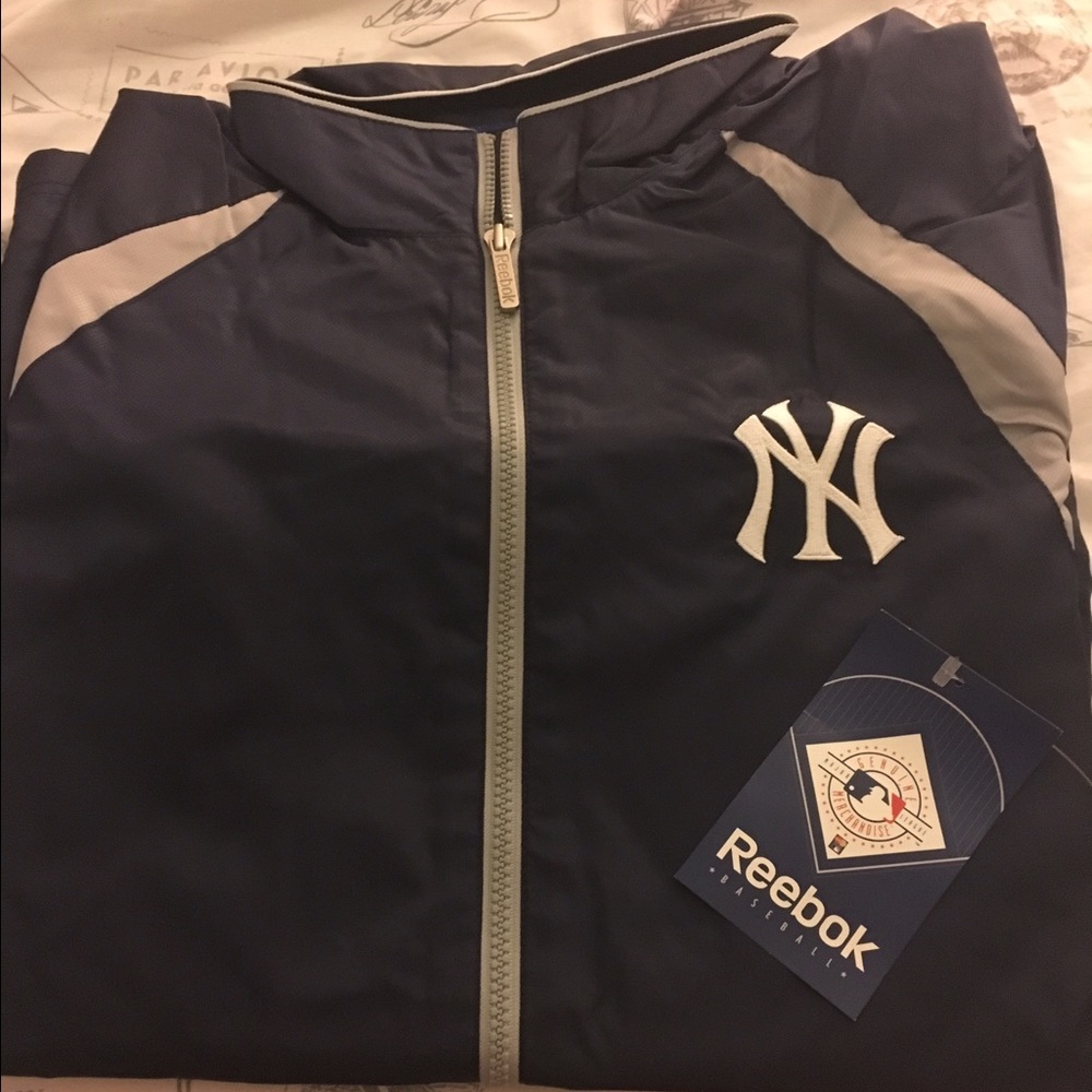 • NY Yankees Impermeable Jacket •