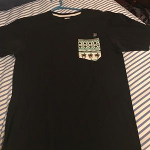 Volcom t-shirt