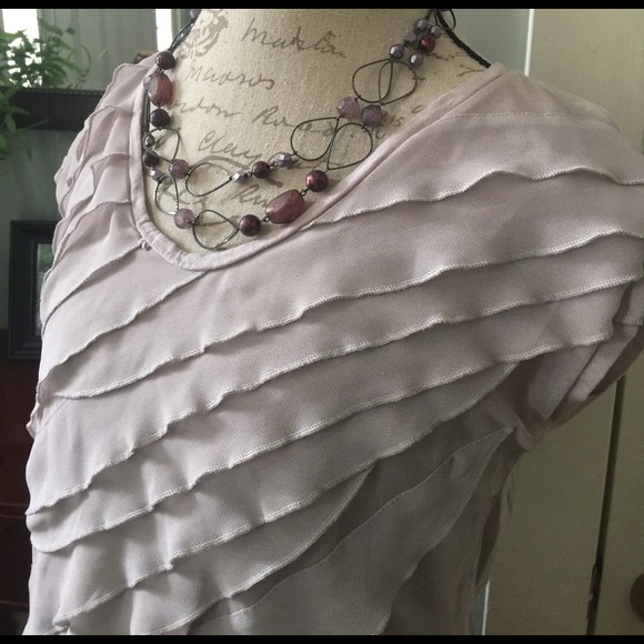 LOFT Dressy Top - Picture 2 of 4