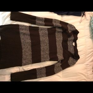Long Sleeved Sweater, size medium