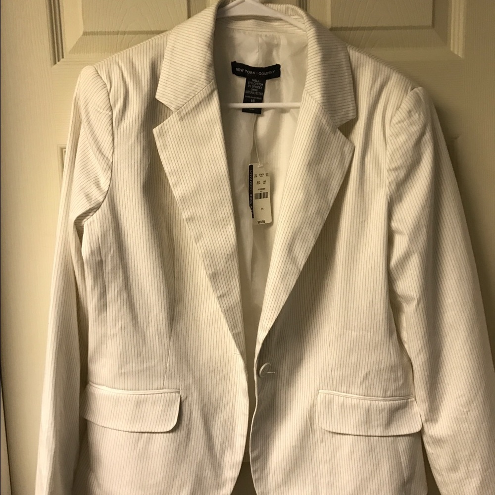 New York & Co Women's pant suit