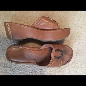 Ariat platform sandals. Leather