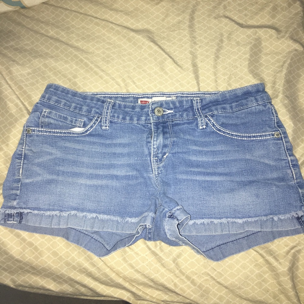 Levi shorts