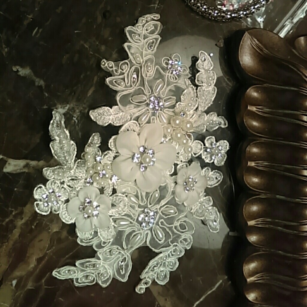 Headpiece - Picture 3 of 3