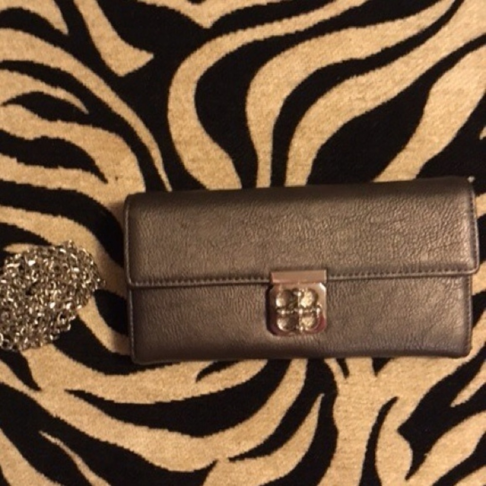 Gray clutch wallet w/ chain