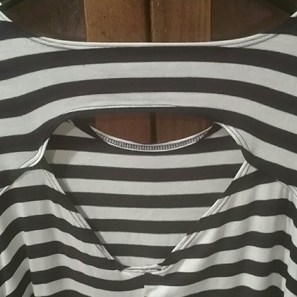 LAST1 SALE 🎉Striped Swing Dress with Cut Out Back - Picture 7 of 7