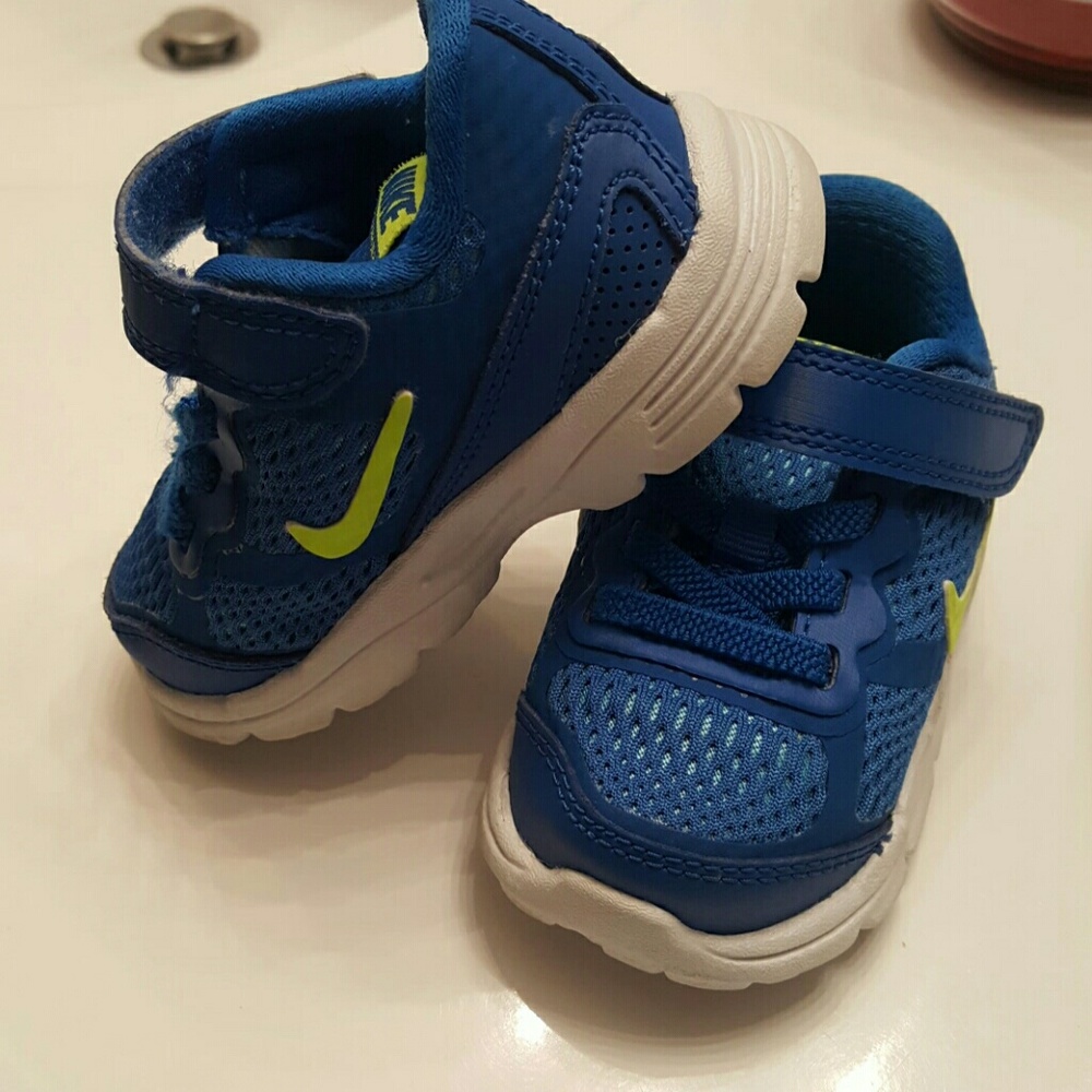 Nike shoes