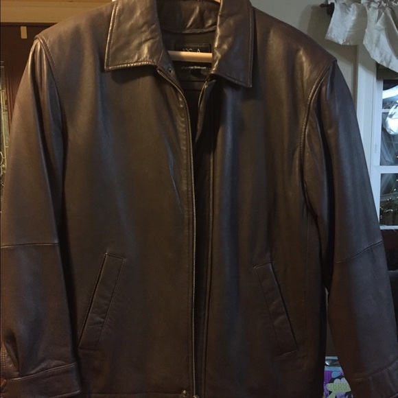 JOS A Banks Signature collection Leather Jackets. - Picture 2 of 4