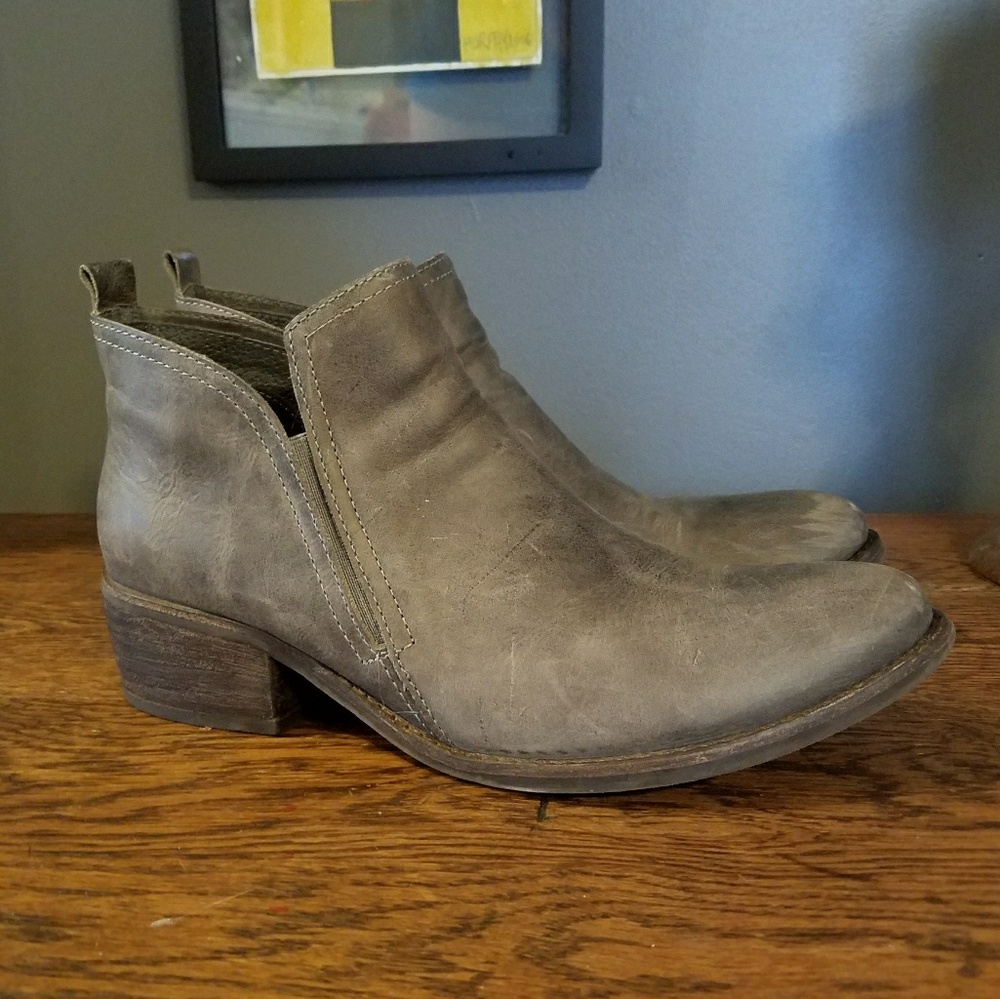 Distressed, Western-style Grey Ankle Boot