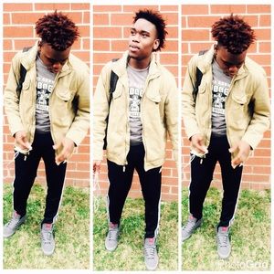 Meet your Posher, Robert